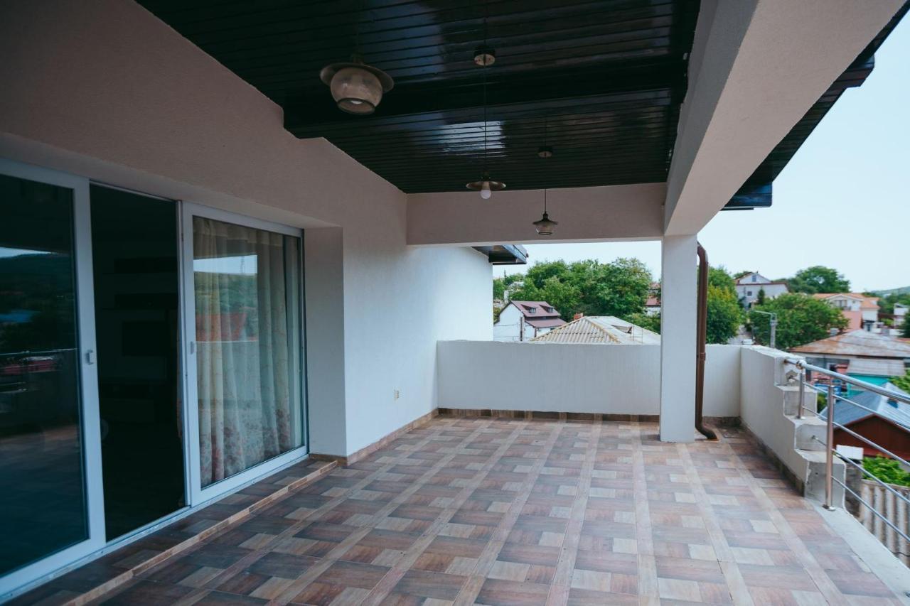 Отель Casa Selly Тулча Экстерьер фото