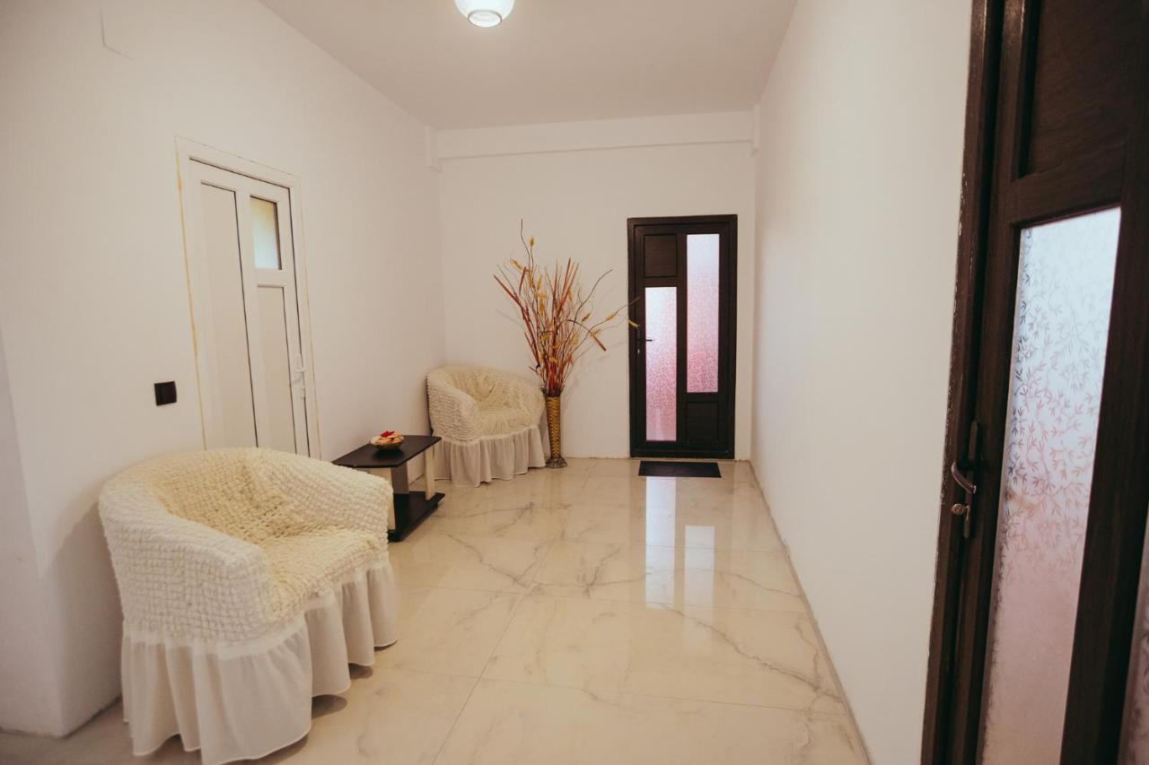 Отель Casa Selly Тулча Экстерьер фото