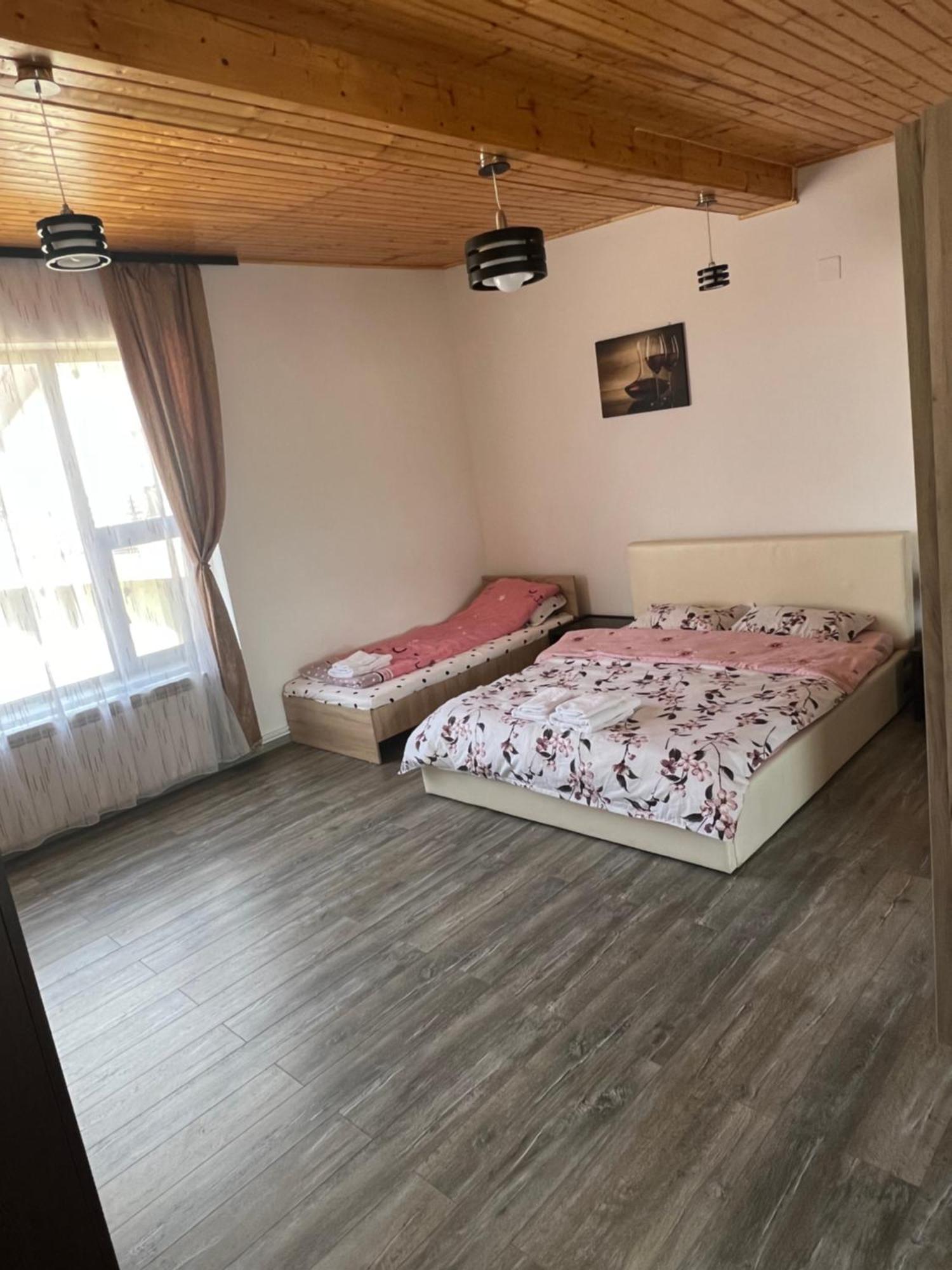 Отель Casa Selly Тулча Экстерьер фото
